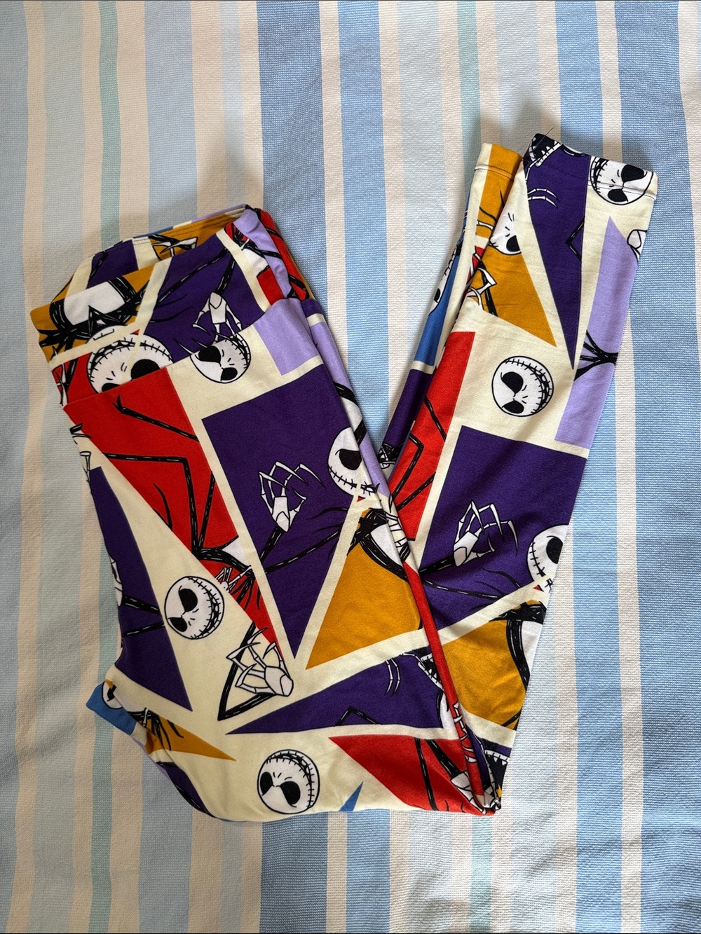 LuluRoe Geometric Nightmare Before Christmas Legging - Picture 1 of 2